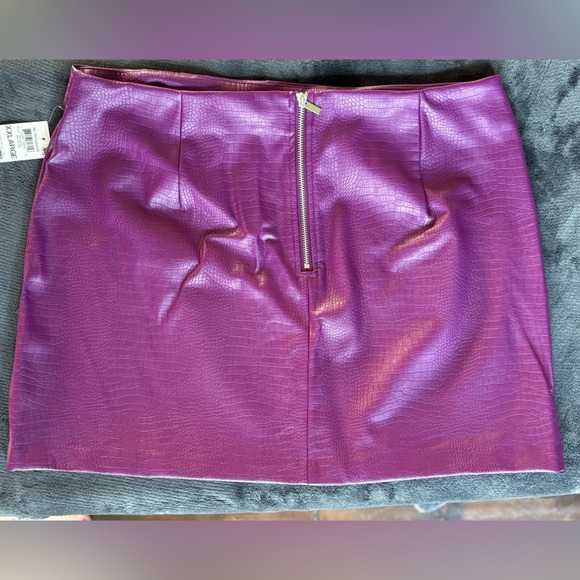 Bar III Purple Croc Embossed Textured Skirt, XXL - Picture 6 of 9